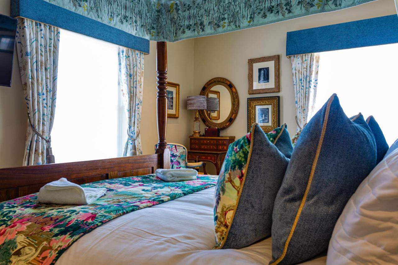 The Rutland Arms Hotel, Bakewell, Derbyshire Экстерьер фото
