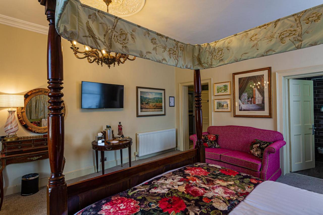 The Rutland Arms Hotel, Bakewell, Derbyshire Экстерьер фото