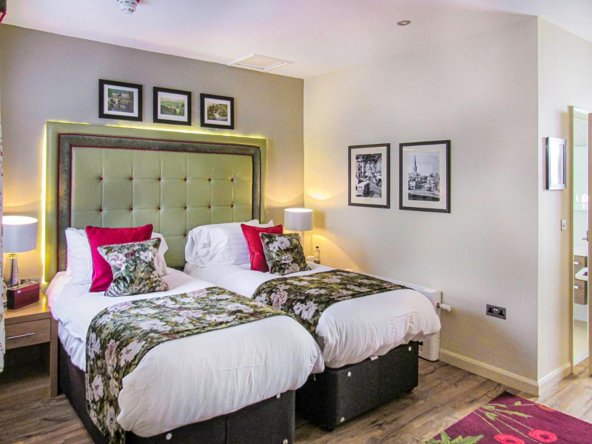 The Rutland Arms Hotel, Bakewell, Derbyshire Экстерьер фото