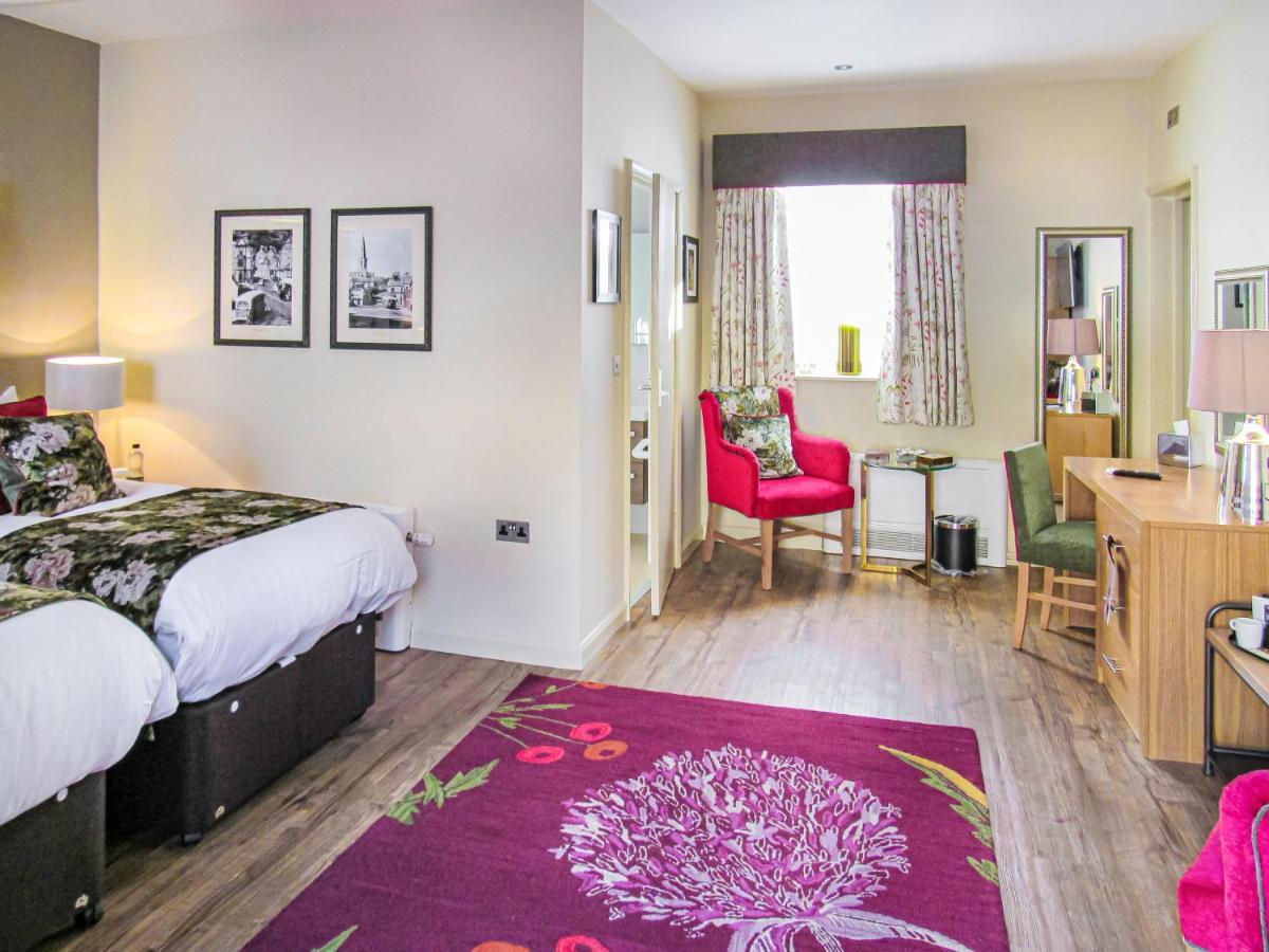The Rutland Arms Hotel, Bakewell, Derbyshire Экстерьер фото