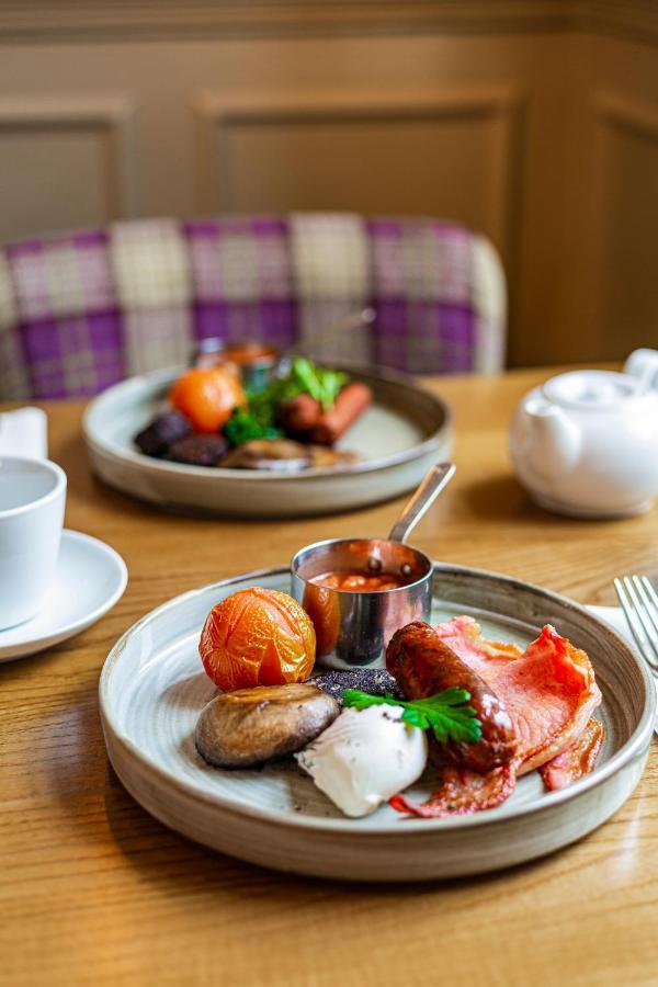 The Rutland Arms Hotel, Bakewell, Derbyshire Экстерьер фото