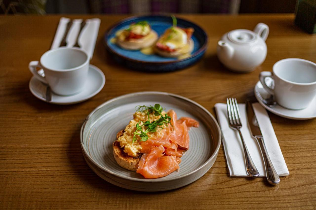 The Rutland Arms Hotel, Bakewell, Derbyshire Экстерьер фото