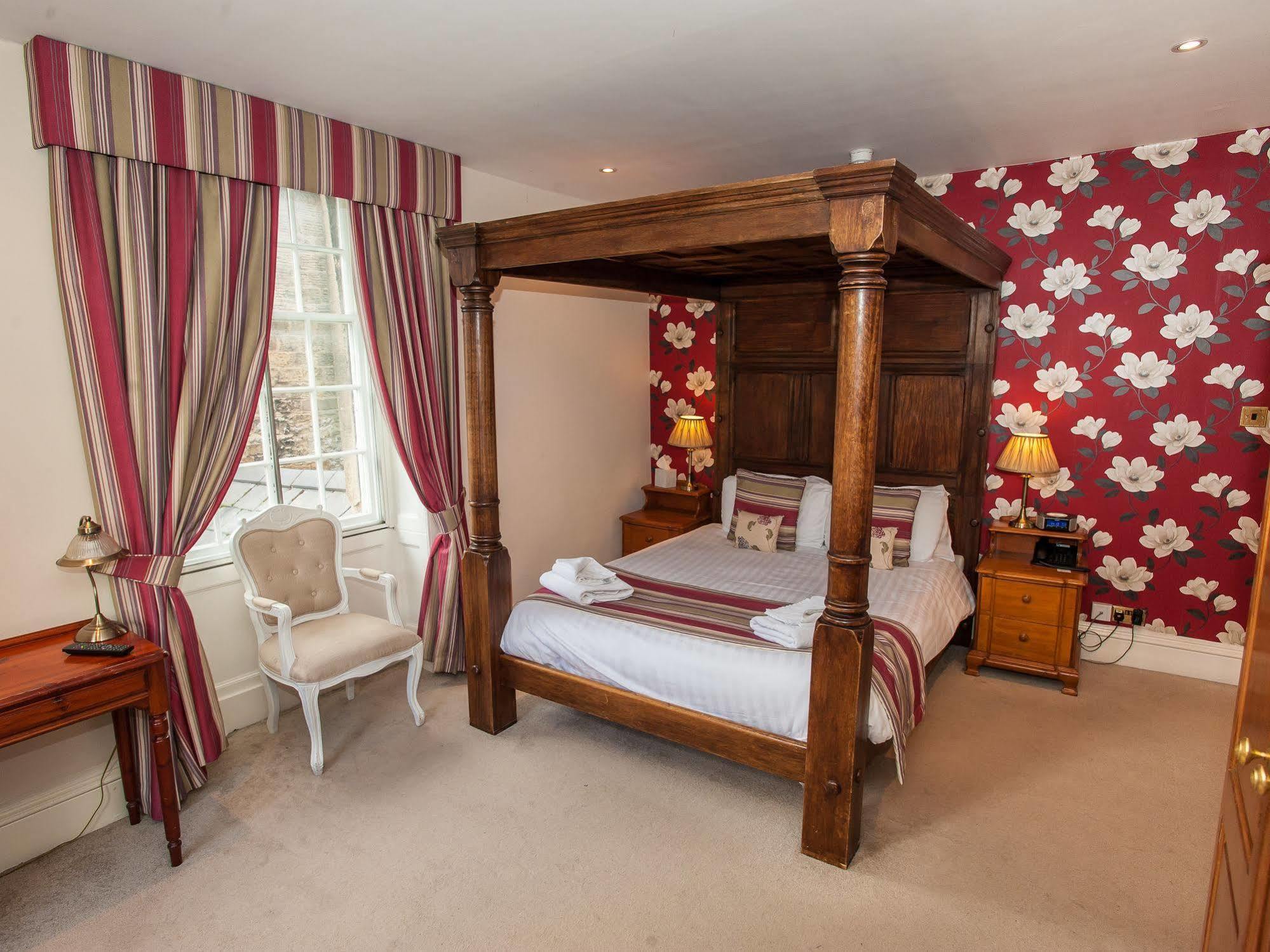The Rutland Arms Hotel, Bakewell, Derbyshire Экстерьер фото